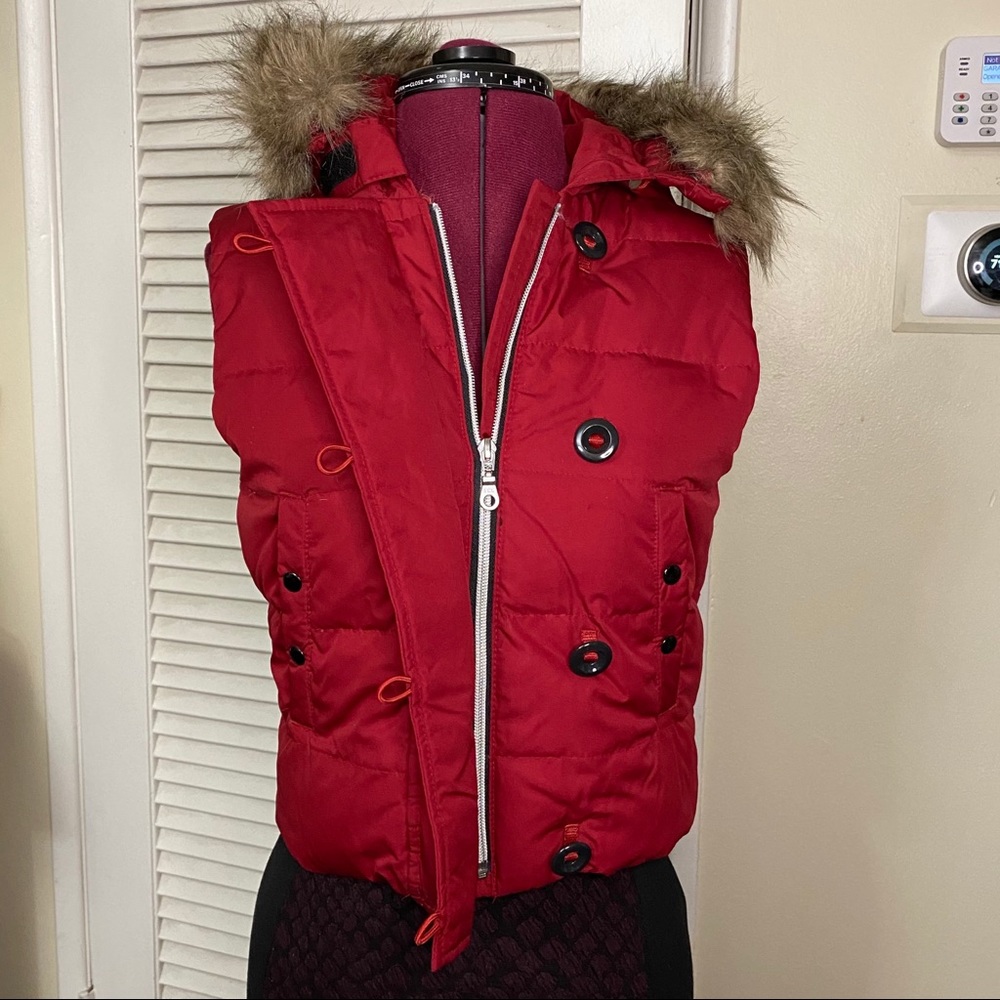 Down Puffer Vest with Detachable Faux Fur Trim Hood. XS.